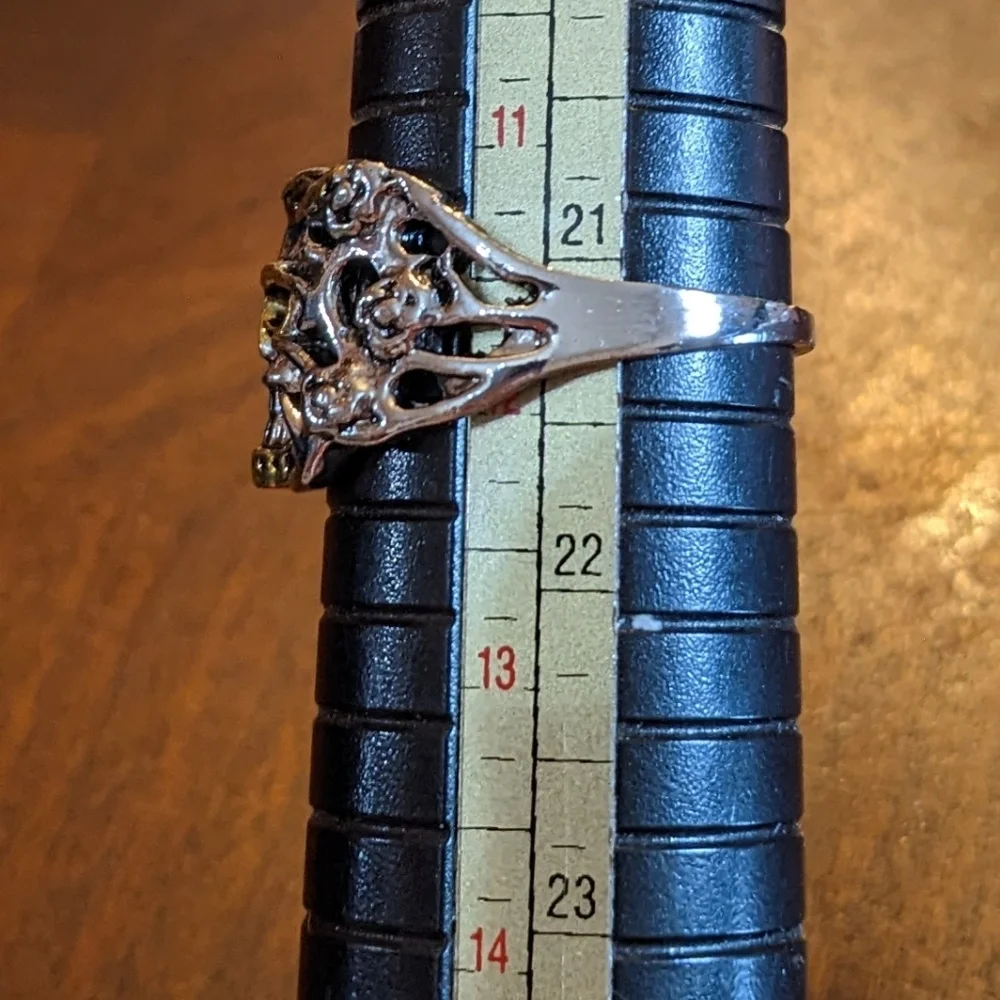 New Silver And Gold Colored Men's Skull Ring, Size 11, 12, or 13, T2B4F